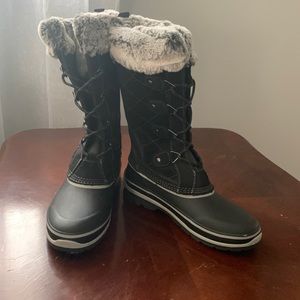 Khombu Snow Boot